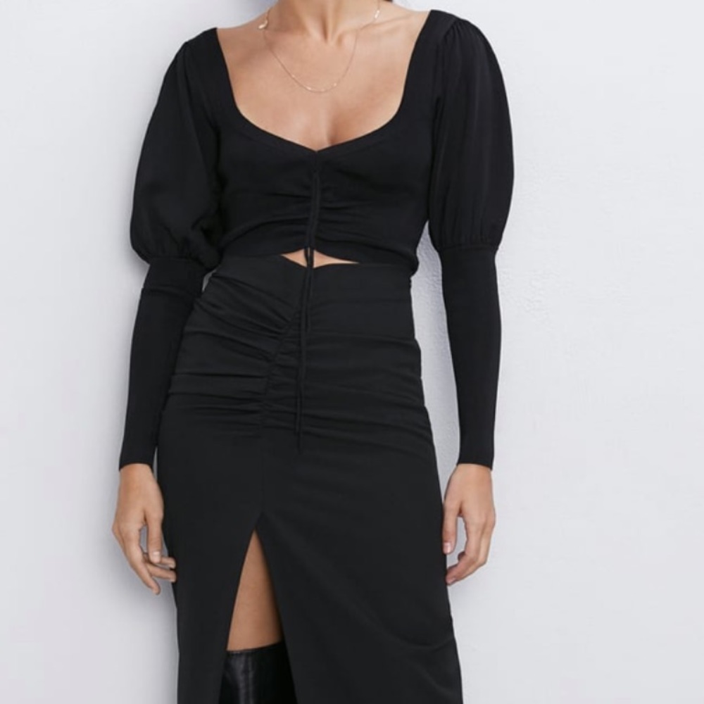Puff shoulder knit top